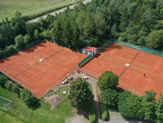 Luftaufnahme Tennisplätze des TSV Michelfeld